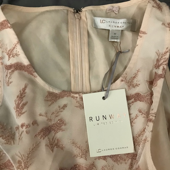 NWT Holiday Party Dress! Lauren Conrad Runway Dress, M - Picture 6 of 7
